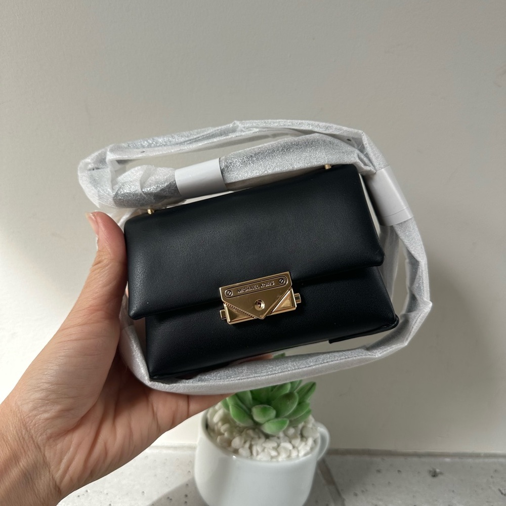 NWT Michael Kors cece micro flap crossbody